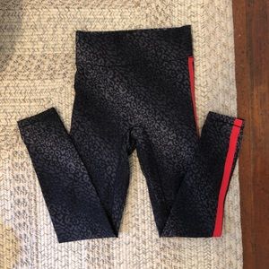 All Access leggings SIZE SMALL